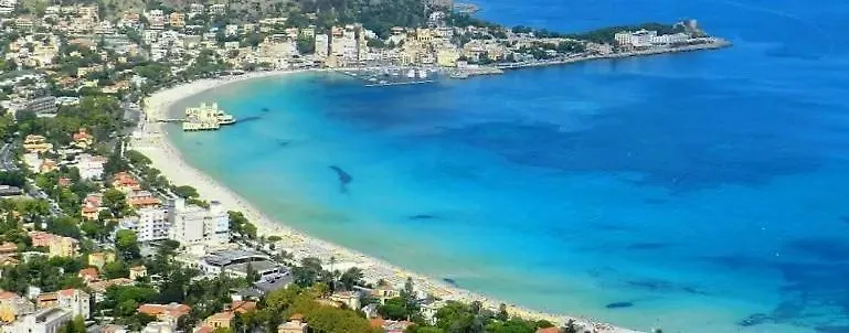 Isola House A 2 Passi Dal Mare Apartment Isola delle Femmine